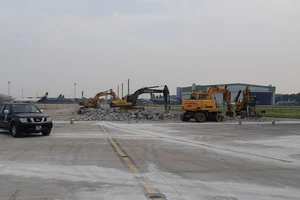 Chuẩn bị bay thử nghiệm đường băng mới tại sân bay Nội Bài