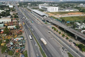 ‘Chìa khóa vàng’ để hạ tầng giao thông TP.HCM cất cánh