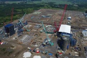 Dự án điện nhiên liệu LNG đầu tiên ở Việt Nam gặp khó