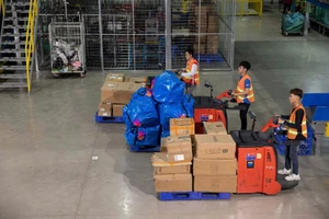 Để tránh trở thành ‘công xưởng giá rẻ’