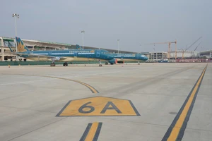 Vietnam Airlines lại đề xuất bỏ trần giá vé máy bay