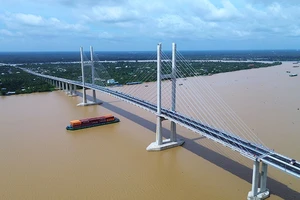 Đồng loạt khởi công nhiều công trình lớn trong hôm nay