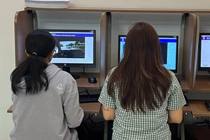 Không thi sát hạch vẫn phải học mô phỏng: Nhiều ý kiến đề nghị bỏ hẳn