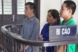 Buôn heroin để đổi đời, chồng lĩnh án tù chung thân, vợ 20 năm tù