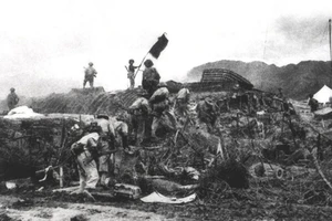 Báo chí thế giới ca ngợi chiến thắng Điện Biên Phủ