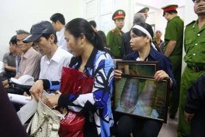 Vụ 4 công an đánh chết người: Lời khai các bị cáo tại tòa đầy mâu thuẫn