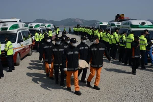 Tội ngộ sát dành cho bốn thuyền viên phà Sewol