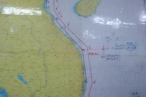 TQ kéo giàn khoan trái phép cách vị trí cũ 23 hải lý, tiếp tục “thăm dò” trong vùng biển VN