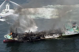 Tàu chở dầu 998 tấn phát nổ tại Nhật Bản, thuyền trưởng mất tích