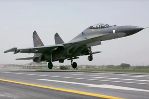 Trung Quốc ăn miếng trả miếng Mỹ về báo cáo quốc phòng