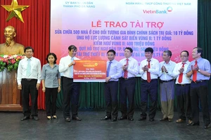 VietinBank dành gần 17 tỷ đồng cho an sinh xã hội và chủ quyền biển đảo