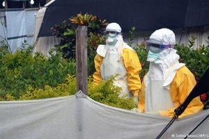Virus Ebola giết chết 729 người ở Tây Phi