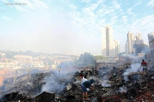 600 căn nhà chìm trong biển lửa giữa Sao Paulo