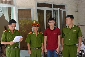 Bắt 6 thành viên trong đường dây có hơn 2000 con bạc