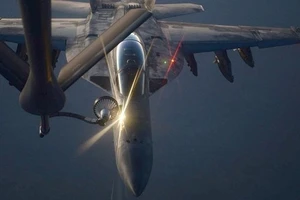 Anh và Đức không được tham gia không kích chống IS ở Syria