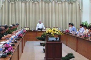 Sản xuất hóa chất trong khu dân cư như quả bom nổ chậm