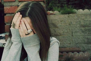 Anh ngoại tình vì… sợ vợ