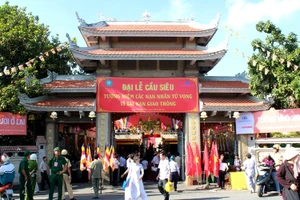 Đại lễ cầu siêu cho các nạn nhân tử vong vì TNGT 2014