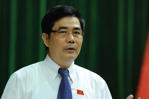 Bộ trưởng Bộ NN-PTNT Cao Đức Phát được 430 phiếu tín nhiệm và tín nhiệm cao