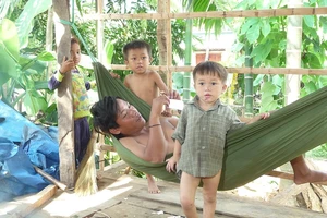 Giải quyết dứt điểm kết hôn không giá thú trên tuyến biên giới Việt - Lào