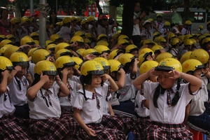 Hơn 1.000 học sinh tham gia ngày hội Vui cùng giao thông