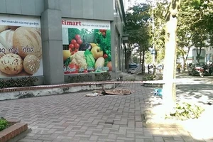 Rơi từ tầng 7, một phụ nữ tử vong