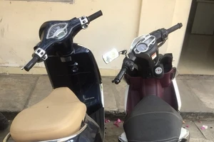 Băng cướp dùng roi điện, đi SH để đánh lạc hướng ‘con mồi’