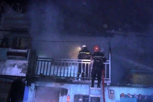 Cháy nhà giữa đêm, bé trai 11 tuổi tử vong