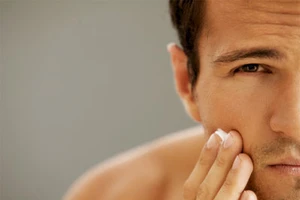 Hiểm họa không ngờ cho nàng từ… râu tóc của đối tác