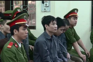 Trùm giang hồ đất Hải Dương Tú ‘khỉ’ lãnh án 30 năm tù