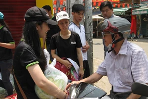 Mỗi trái dưa – Một tấm lòng đã đến TP.HCM