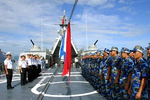 Họp mặt truyền thống kỷ niệm 60 năm thành lập Hải quân nhân dân VN