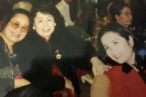 Chuyện đời 'người đọc truyện đêm khuya'