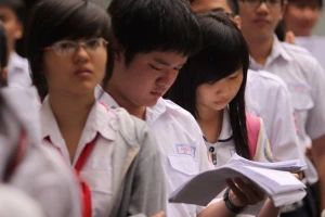 Gợi ý làm bài môn Anh Văn lớp 10