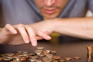 Tiếc công xúc tép nuôi cò