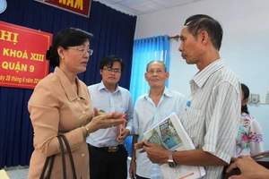 Phí xe máy: Nếu đã thu thì cứ thu bình thường