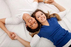 Những trò chơi thú vị trong phòng ngủ