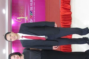 Công ty tổ chức Hoa hậu Hoàn vũ VN 2015 không phá sản