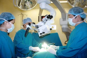 Bệnh nhân thoát vị đĩa đệm có cơ hội khám miễn phí