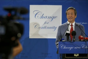 Cuộc chạy đua ghế chủ tịch FIFA bắt đầu chiến dịch ‘bôi nhọ’