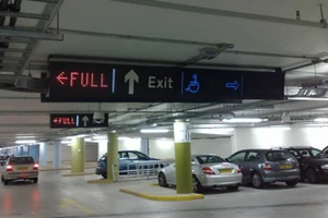 Tái đề xuất xây bãi xe ngầm dưới sân banh Tao Đàn