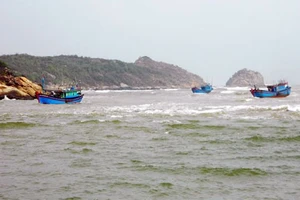 5 ngư dân Bình Định mất tích trên biển