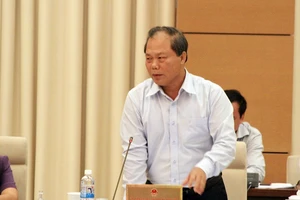 Phải đưa việc ‘bắt máy bay, tàu biển’ vào luật