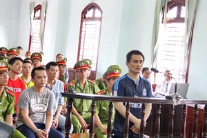 Đang xử vụ 52 giang hồ truy sát người chấn động miền Tây