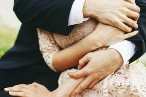 Điều đơn giản nhất để nắm giữ hạnh phúc