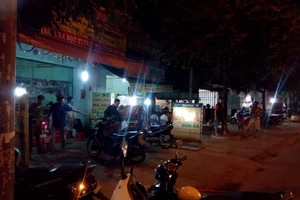 Hỗn chiến trong tiệm sửa xe, hai người bị đâm chết