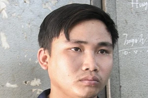 Tạm giữ thanh niên sàm sỡ nhiều phụ nữ