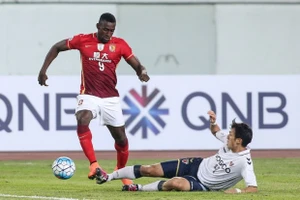Trận ra mắt ‘trống vắng’ của Jackson Martinez