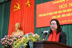 Hà Nội sẽ loại bỏ những công chức yếu kém