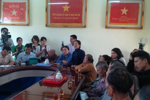 Phó giám đốc trung tâm quỹ đất Đà Nẵng trực tiếp xin lỗi dân